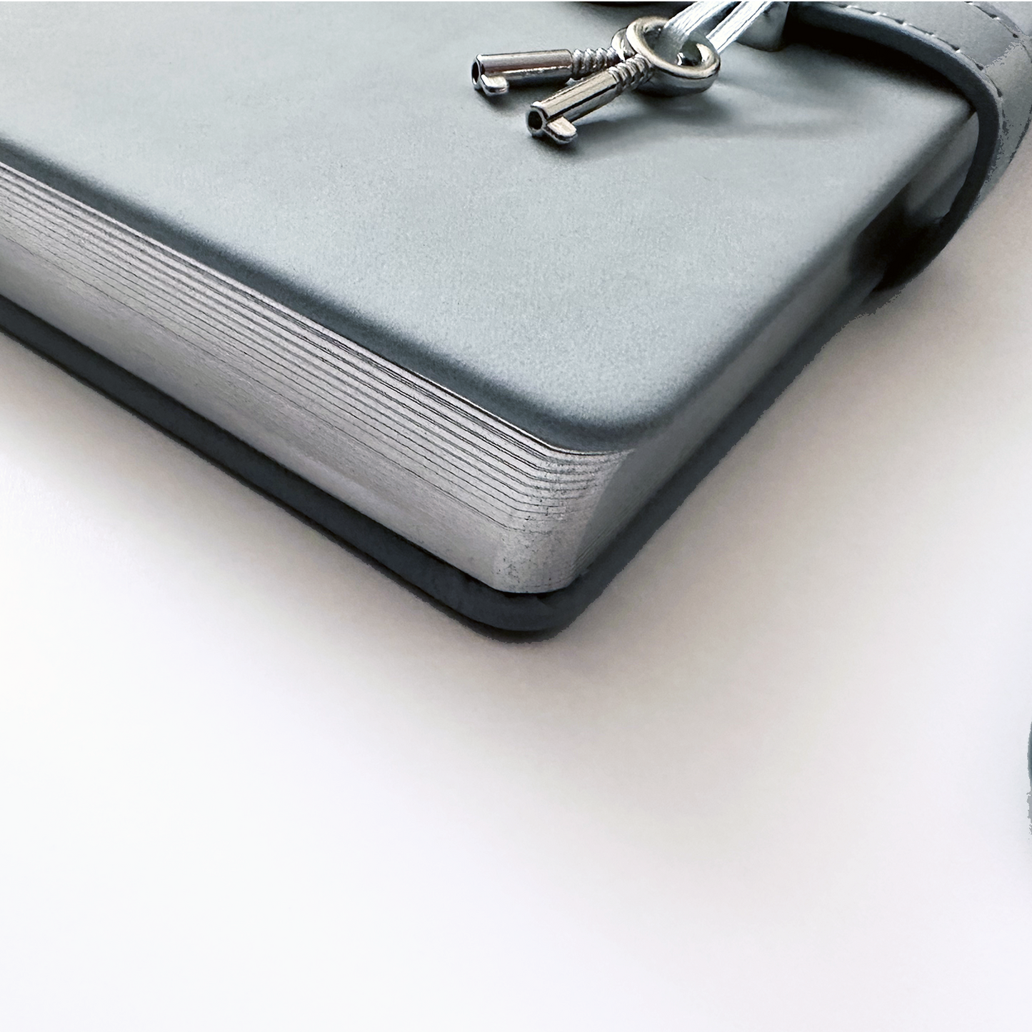 Heart-Lock Journal – Pastel Blue Vegan Leather, 320 Pages