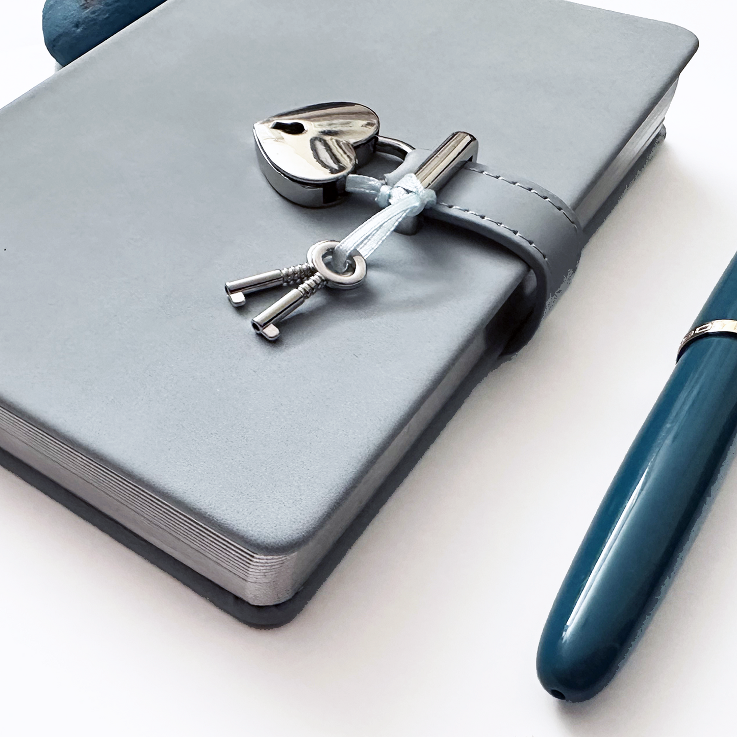 Heart-Lock Journal – Pastel Blue Vegan Leather, 320 Pages