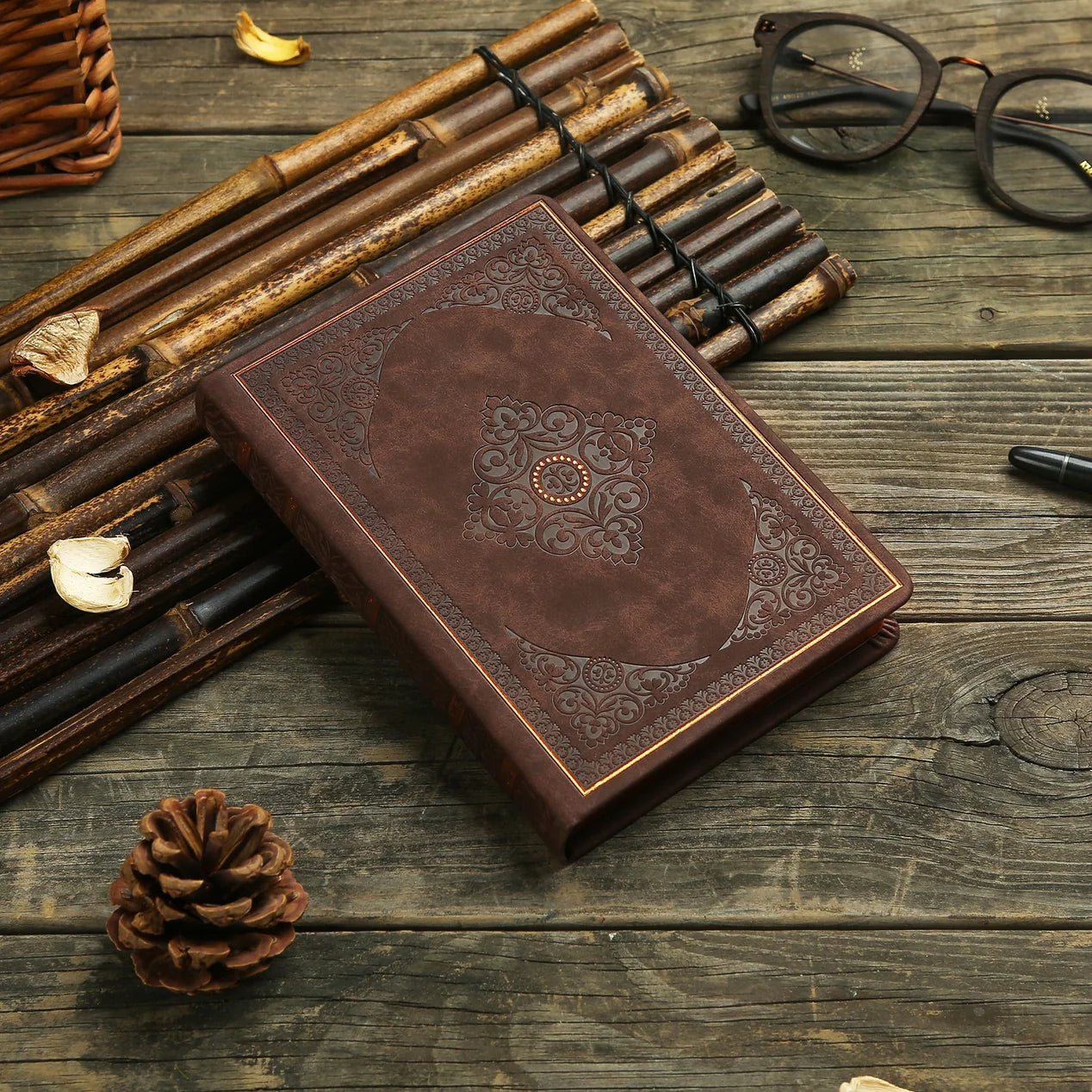 Vintage Style Diary for Men and Women Renaissance Journal Vegan Leather (Matte Brown)