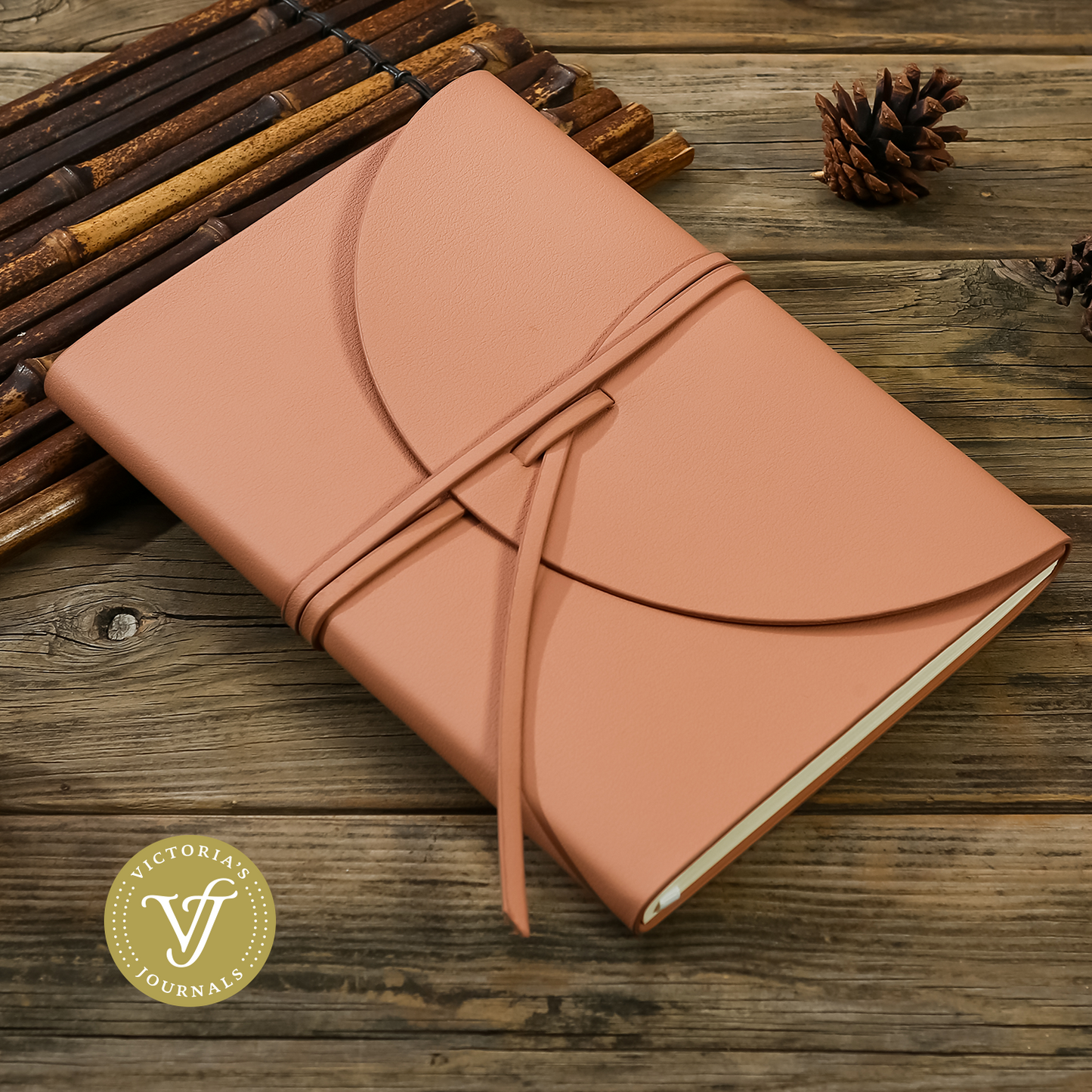 PELLA journal in trendy fashion colors with high-quality paper, compact design, flexy cover, and ethical leather by Victoria's Journals. Perfect for on-the-go. Victoria's Journals Burnt Rose Colour 