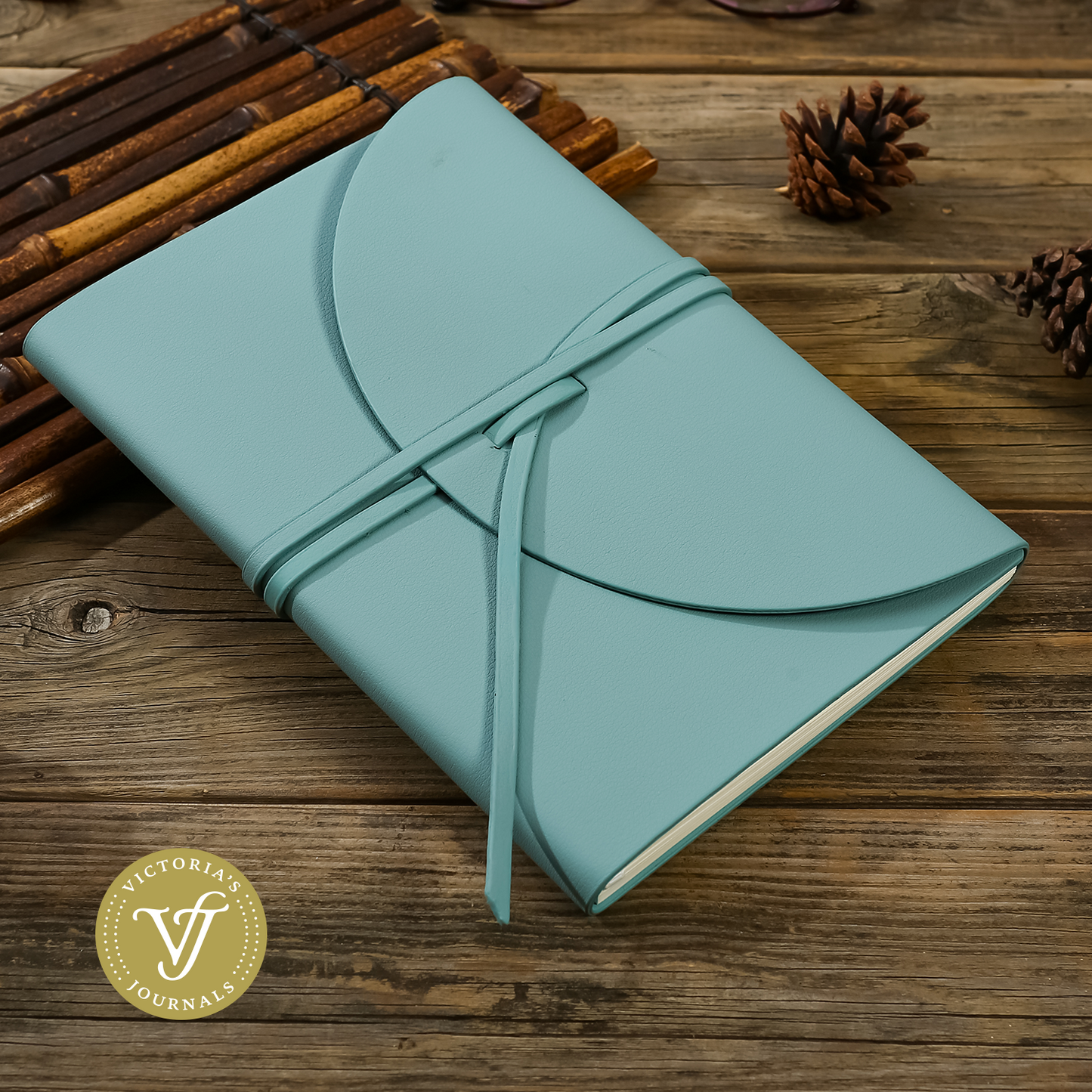 PELLA journal in trendy fashion colors with high-quality paper, compact design, flexy cover, and ethical leather by Victoria's Journals. Perfect for on-the-go. Victoria's Journals Aqua Blue Colour 