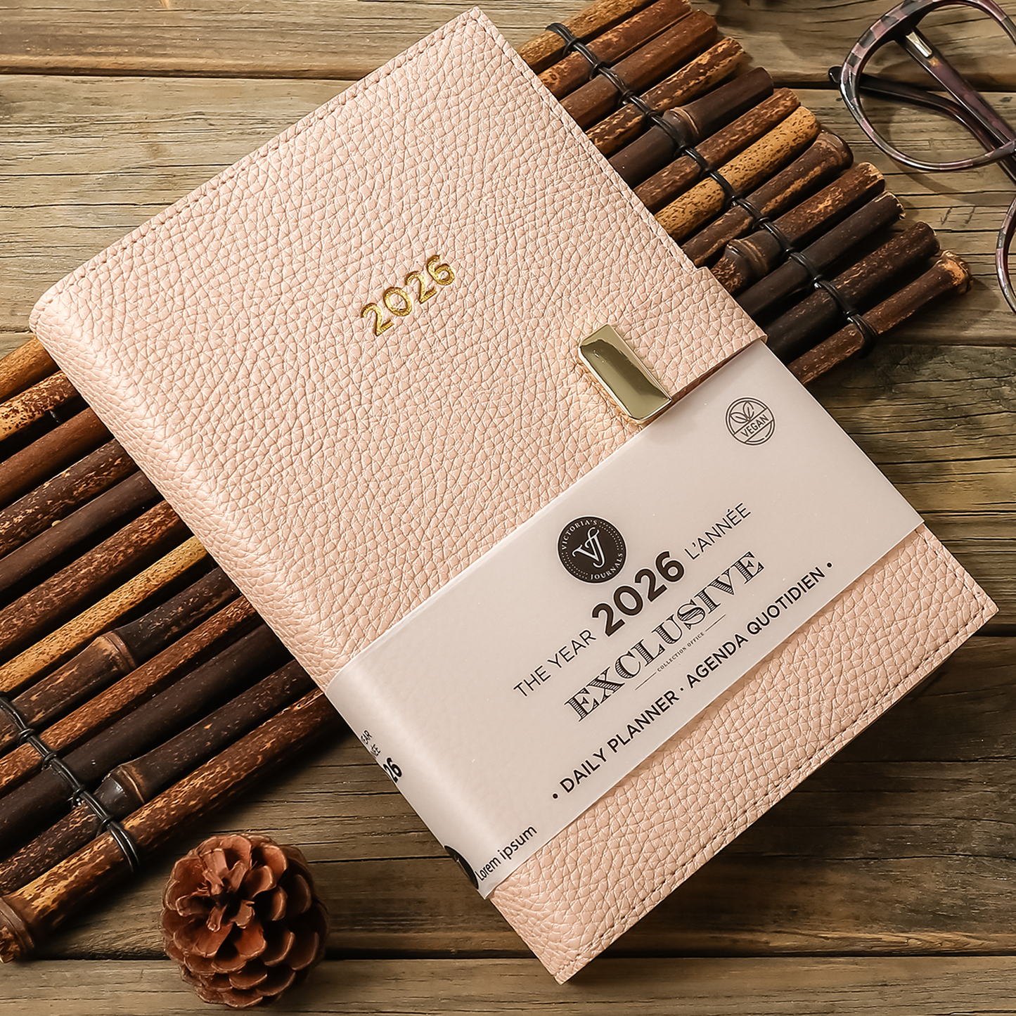 2026 Exclusive Daily Planner — Blush Pink Vegan Leather with Gold Clasp (5.7" × 8.1", Bilingual, One-Day-Per-Page)