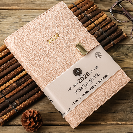 2026 Exclusive Daily Planner — Blush Pink Vegan Leather with Gold Clasp (5.7" × 8.1", Bilingual, One-Day-Per-Page)