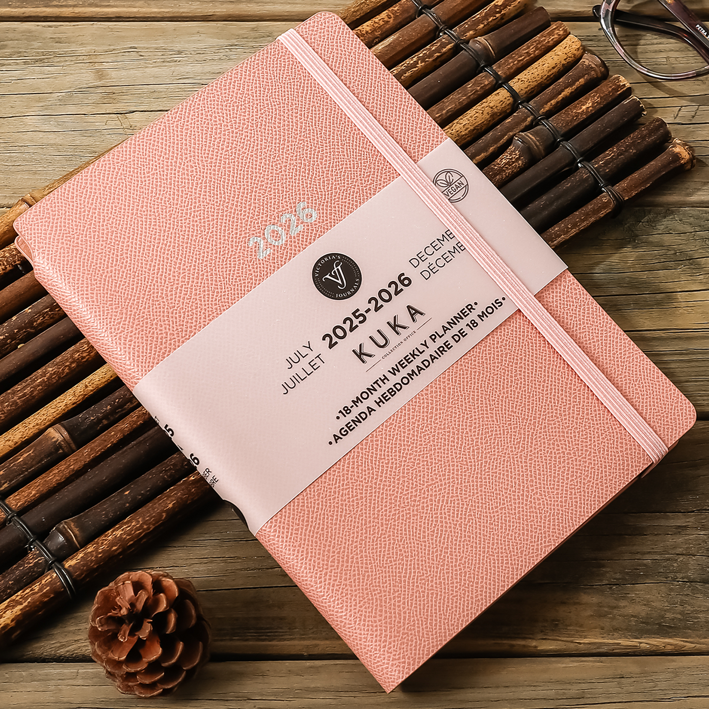 2025–2026 Kuka Weekly Planner — Blush 5.5" × 8" Vegan Leather with Pen Holder (18-Month, Bilingual)