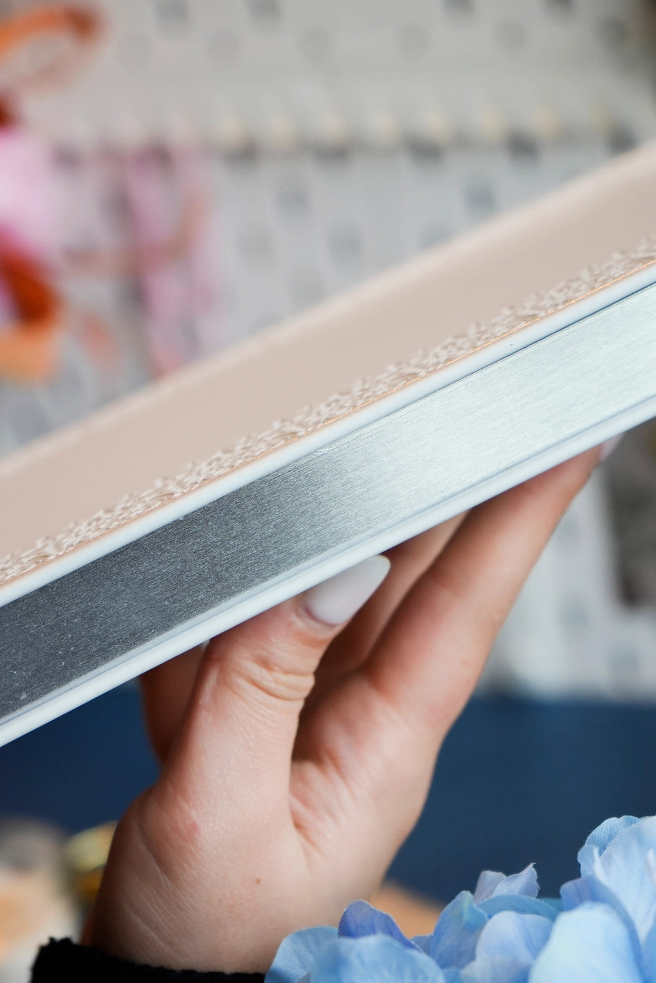 Large Artisan Heritage Journal – Rich Satin White, 192 Blank Pages, Silver Gilded Edges