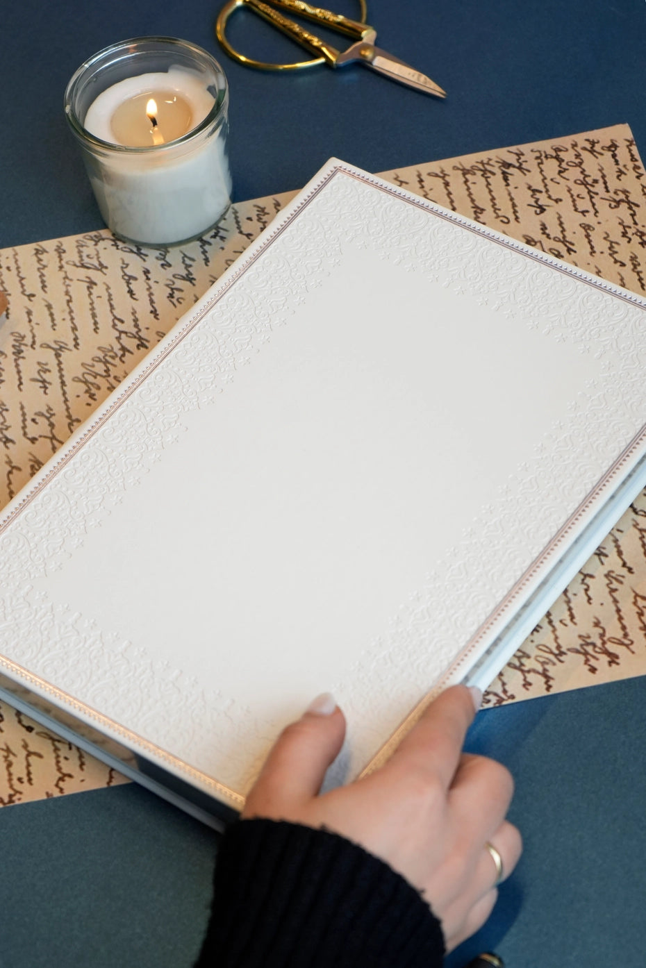 Large Artisan Heritage Journal – Rich Satin White, 192 Blank Pages, Silver Gilded Edges