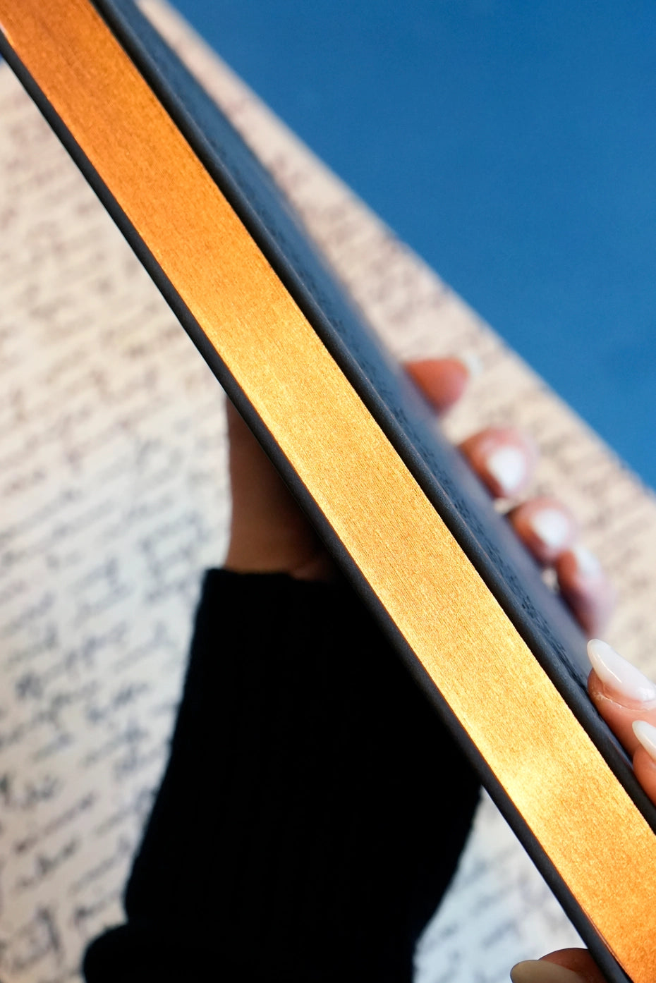 Large Artisan Heritage Journal – Rich Satin Black, 192 Blank Pages, Bronze Gilded Edges