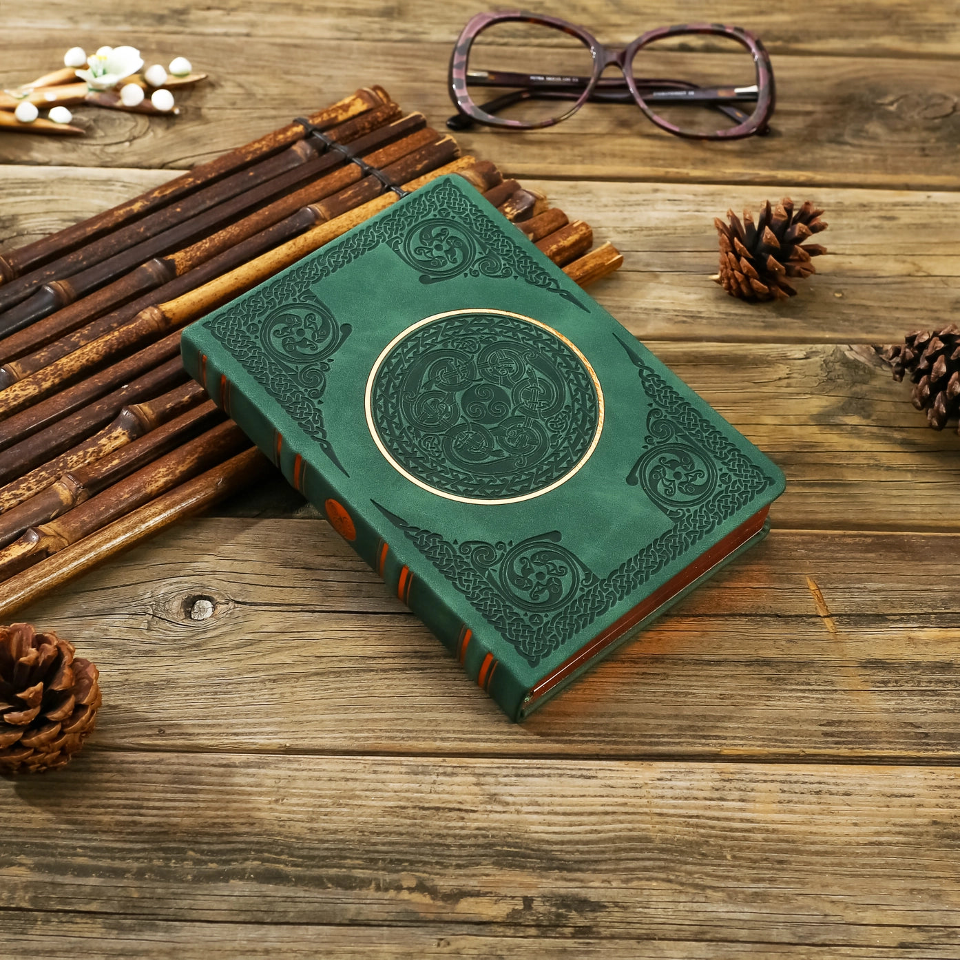 Vintage Renaissance Celtic Green Diary – Vegan Leather, 256 Pages